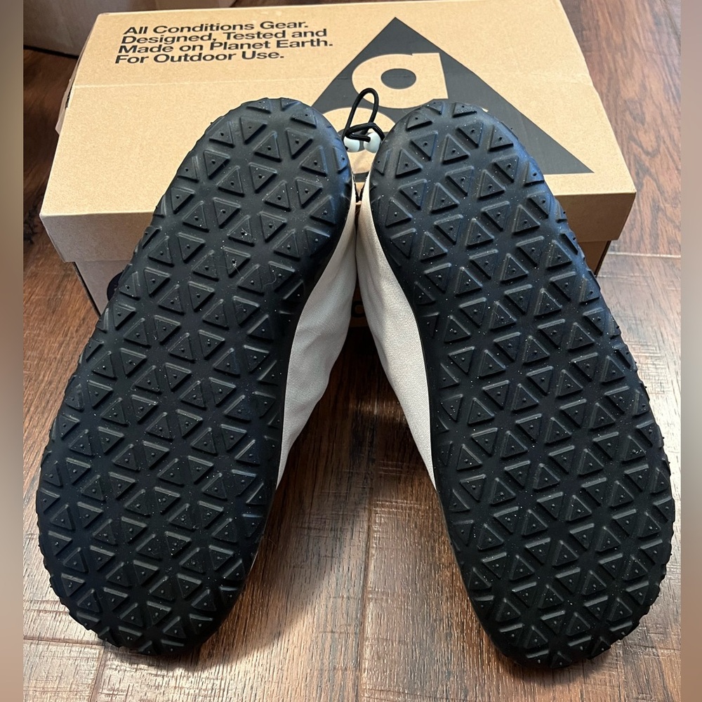Nike ACG AIR MOC Summit White Black Anthracite - Picture 2 of 10